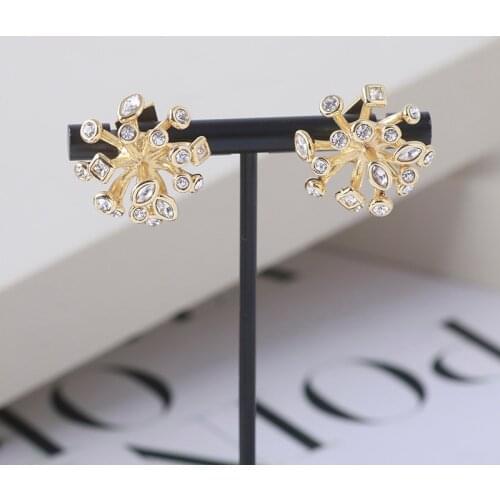Set with sparkling diamonds blooming fireworks cluster flowers shape fashion earring earrings gift girl