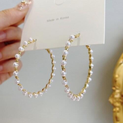 Size 5.5cm Imitation Pearl Big Hoop Earrings for Women Fashion Korean Style Large Round Circle Jewelry Party Accessories C281