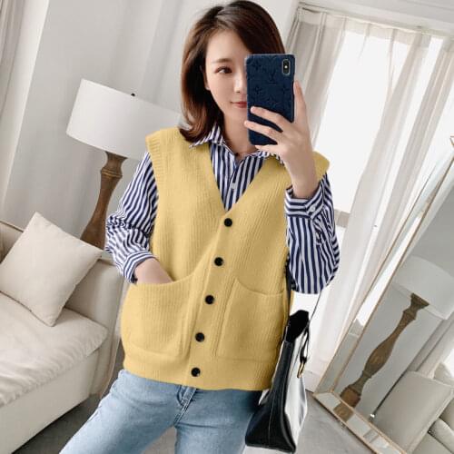 2021 Spring Woman V Neck Knitted Sweater Vest Female Sleeveless Oversized Pullover Ladies Vintage Fall Waistcoat Sweaters H1263