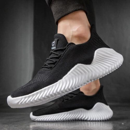Light Flat Mens Sport Shoes Slip on Sneakers Black Big Size Platform Mens Running Shoe Autumn Sports Shoes Men Mesh Tennis H2