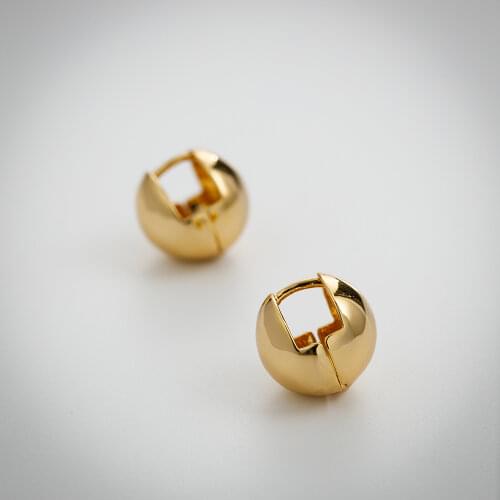 Jaeeyin 2021 Hip-Pop Hollow Ball High Polished Surface Small Cute Hoop Earrings for Rock People Personality Charm Fairy Grunge