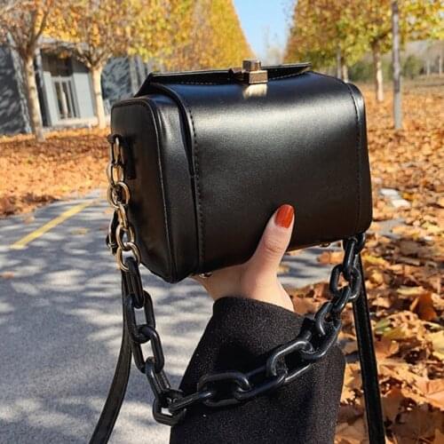 2021 New Women Fashion Retro Shoulder Crossbody Bag Simple Chain Box Handbags Versatile Small Square Bags For Women Soild Bags