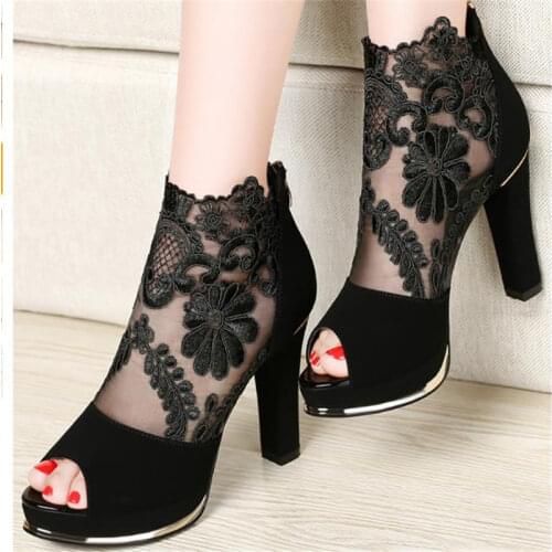 New sexy prom wedding shoes Sandals with coarse heels spring and summer new European American waterproof mesh gauze shoes