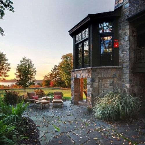 Solar Strobe Alarm Light Sound Warning Siren Light with Motion Sensor 125db