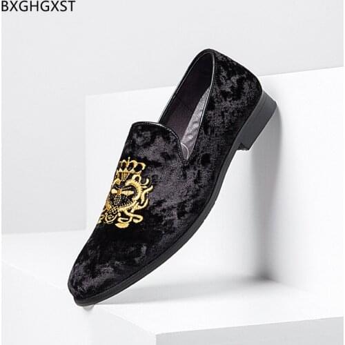 Blue Mens Loafers Shoes Embroidery Black Dress Shoes Mens Fashion Luxury Brand Wedding Shoes for Men 2021 Chaussure Homme Sapato