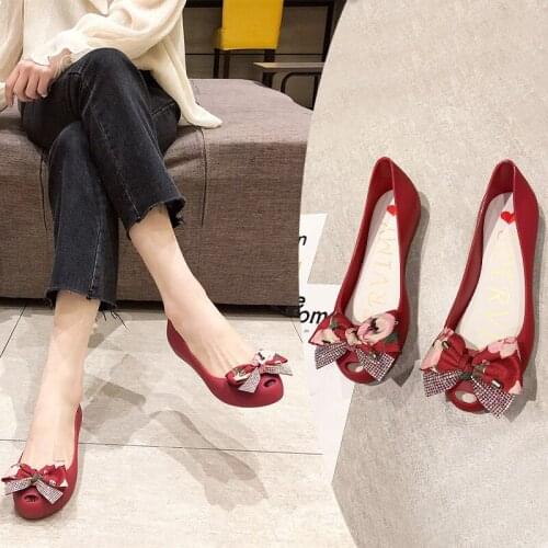 2021 Summer New Rhinestone Bowknot Womens Jelly Shoes Fish Mouth Flat Sandals Ladies Soft Sole Comfortable Walking Shoes