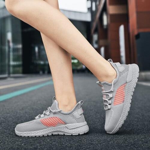 Streetwear Sneakers White Casual Shoes Sneakers Men Fashion Trend Street Breathable Mesh Sport Wear Lightweight Summer Red