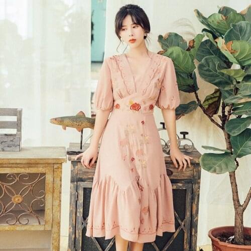 Chinese Style Vintage Retro Bohemian Embroidery Ruffle Vintage Puffy Sleeve Cotton Linen Pink Women Elegant Mermaid Summer Dress