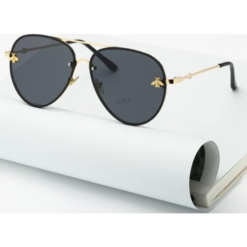 2020 Classic Luxury Brand Design Pilot Sunglasses Women Men Vintage Driving Small Bee Mirror Sun Glasses For Female UV400 Shades