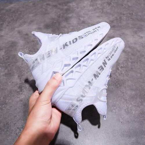 Kids Running Shoes Breathable Lightweight Children Sneakers Non-slip Casual Boys Shoes Walking Sport Girls Sneakers Zapatillas