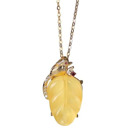 925 sterling silver gold plated natural amber beeswax pendant retro personality Magpie leaves Lady temperament pendant