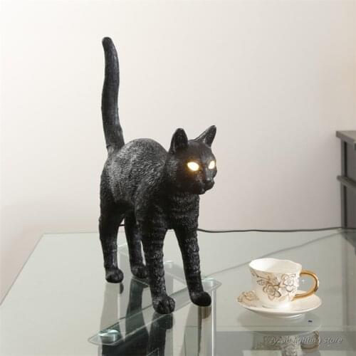 SELETTI Resin Cat Home Decor Table Lamps Nordic Simple Bedroom Bedside Lamp Children Room Animal Cartoon Led Desk Light Fixtures