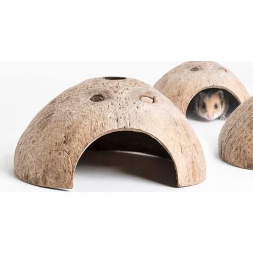 Coconut Shell Hamter Sleeping House Cave Small Animals Cage Nest Spider Lizard Cave Nest with Hole Small Animals Supplies