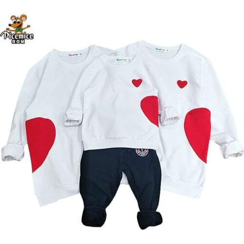 Family Matching Outfits Red Heart Cotton Men Women Child T-Shirt Family Look Fashion Mother Father Baby Boy Girl Clothes