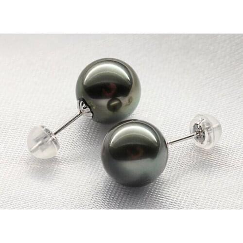 Stunning pair of AAA++ 10-11mm round Tahitian black pearl earring 18k
