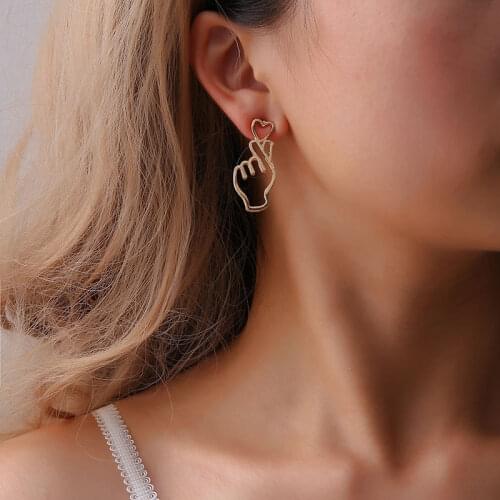 Simple Design Silver Color Hollow Hand Heart Stud Earrings For Women Brand Fashion Ear Cuff Piercing Love Earring Gift A196