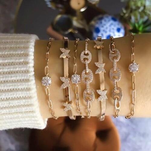 2021 New Gold Silver Color Women Snake Chain Buttetfly Bracelet Flat Herringbone Links Animal Charm Bangle Women Jewelry