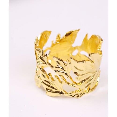 4pcs / metal European style leaf napkin ring desktop decoration is used for parties, weddings, Western food and hotel occasions