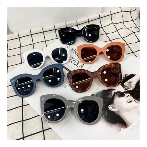 Children Baby Girls Boys Sunglasses Plastic Frame Square Sunglasses For Boys and Girls Fashion Summer Kids Beach Sunglasses
