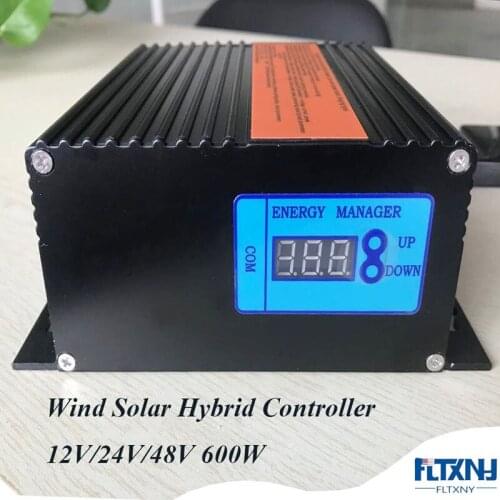 China Factory Hybrid Charge Controller 12V 24V Auto Swicthed 48V LCD Wind Solar Boost Controller for Wind Turbine Solar panel