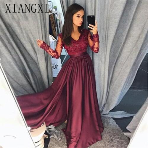 XIANGXI 2020 White Homecoming Dresses Lace Appliques Off The Shoulder Above Knee Graduation Gowns Homecoing Dress