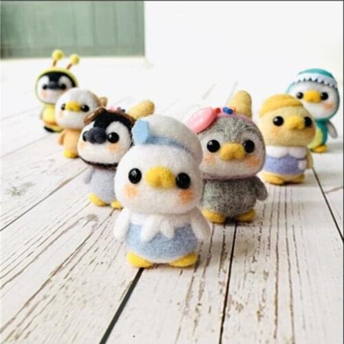Penguin cartoon dolls wool needlepoint kit wool felt needle felting decoration craft needlecraft DIY