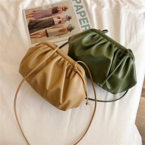 2020 New PU Leather Simple Color Shoulder Bag Messenger Bag Soft Leather Shoulder Simple Fashion Cloud Bag