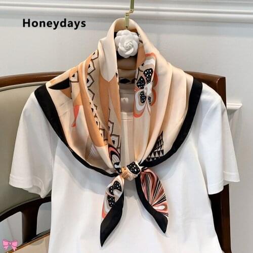 Designer Luxury Branded Striped Printed Silk Square Scarf Trendy Decorative Shawl Soft Satin Scarfs Women Sunscreen Beach Shawls