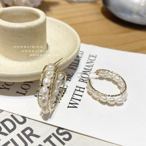MENGJIQIAO Korean Fashion Elegant Freshwater Pearl Circle Hoop Earrings For Women Metal Boucle D'oreille Femme Party Jewelry