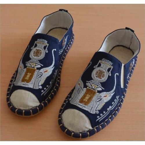 Yunnan Province Dali city Ethnic embroidery cloth shoes men leisure comfortable Shoes breathable Linen canvas home shoes