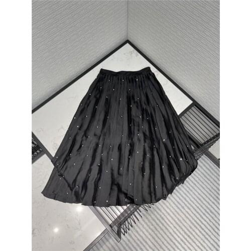 Luxury Brand Eureeky 2021 Early Spring Women New French Elegant Commuter Matching Black Rhinestone Pleated Long Skirt