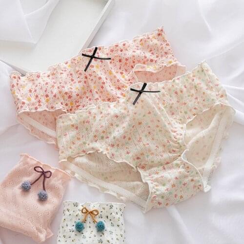 Girls underwear 5pc/bag new cotton lovely middle waist briefs ventilation young girl panties flower Teenagers Intimates