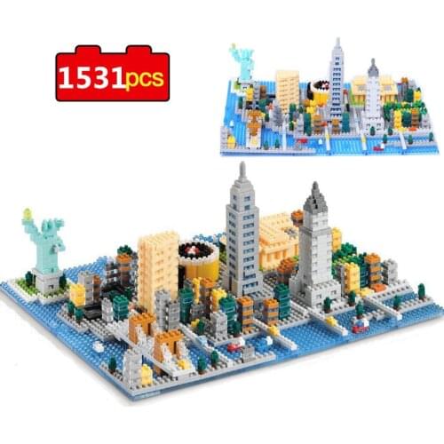 1531pcs New York City Statue of Liberty 3D Model DIY Mini Diamond Blocks Bricks Building Construction Toys for Children Kid Gift