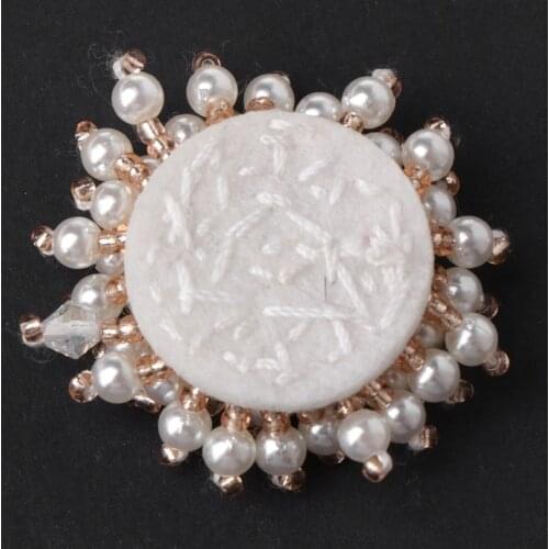 2021 New 2pcs Shoe Decoration Pearl Clothes DIY High Heels Wedding Charms Fashion