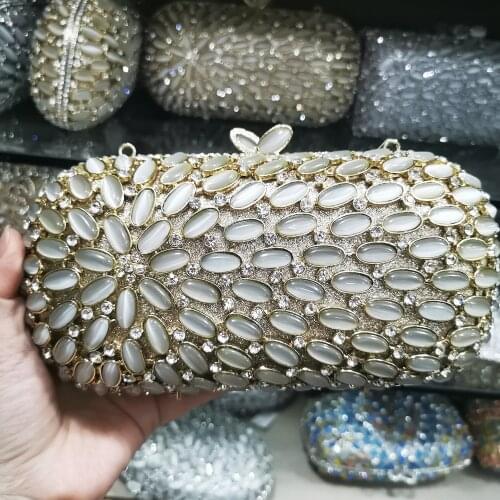 Hollow Out Women Crystal Diamond Clutch Bag Evening Bags For Bridal Wedding Party Prom Stone Handbag Purse Metal Clutches Bags