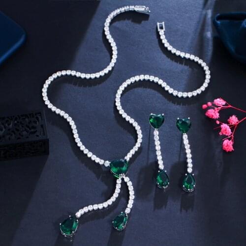CWWZircons Shiny Elegant Dangle Water Drop Green Cubic Zirconia Necklace Earrings Wedding Collection Jewelry Set for Brides T556