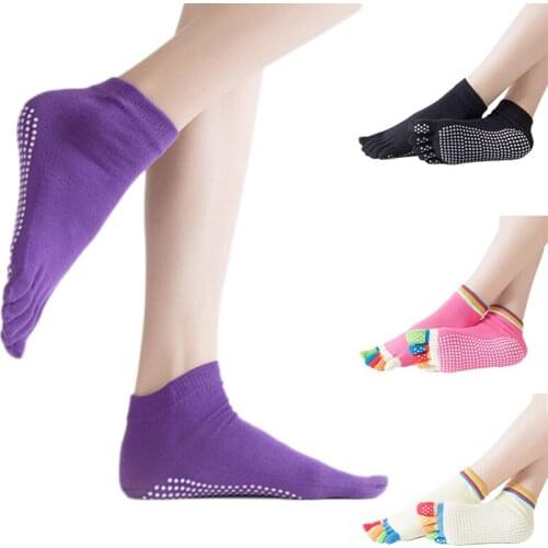 2021 A Pair Of Anti-slip Yoga Socks Pilates Fitness Open Five-finger Cotton Yoga Socks Colourful Elastic For Women Training