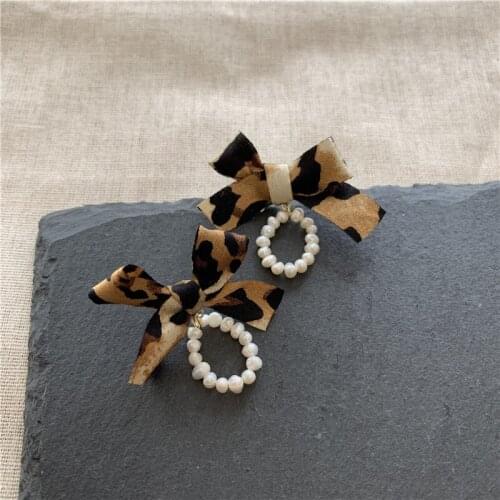 TIMEONLY Luxury Colth Leopard Bowknot Dangle Earring Imitation Pearl Circle Earrings for Women Ladies Temperament Accessories