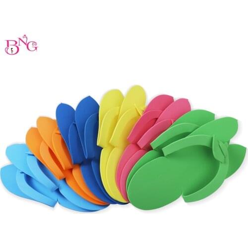 12 Pairs Disposable Foam Slippers Pedicure Bath Flip Flops for Spa Nail Salon (Random Color)