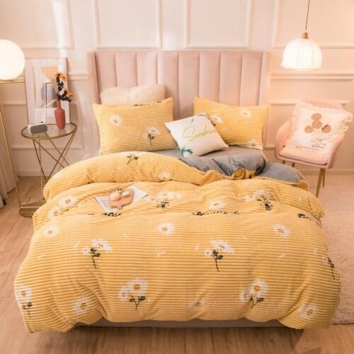 Fashion Winter Thicken Flannel Warm Duvet Cover Stripe Jacquard Cartoon Comforter Cover Solid Color Velvet Quilt Luxury Bed Line