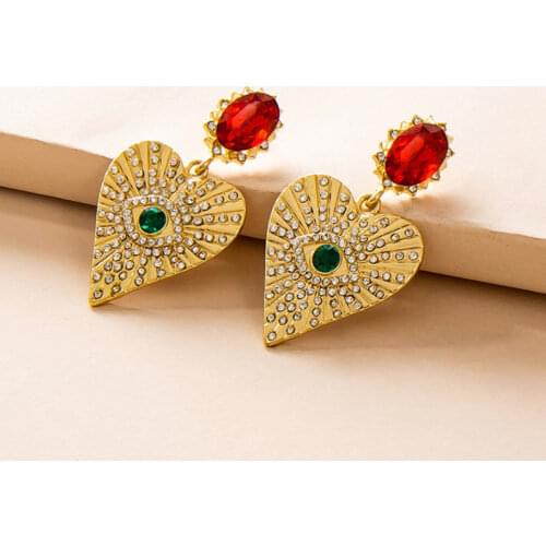 Vintage Exaggerated Heart-Shaped Evil Eye Pendant Statement Earrings Retro Gold Color Long Drop Earrings for Women Jewelry