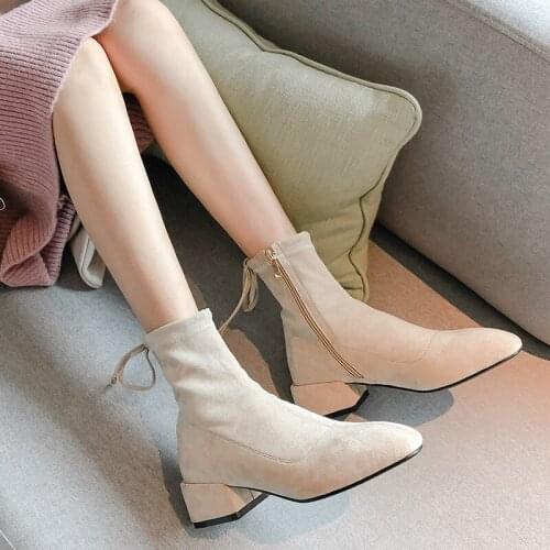 Winter Plush Women Boots Comfortable Square Low Heel Ankle Boots Faux Suede Fashion Zipper Woman Boots Autumn Female Boots 2019