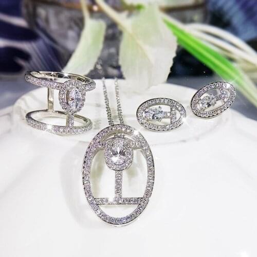 Independently designed exquisite fashion jewelry silver inlaid crystal necklace earrings ring light luxury zircon jewelry set
