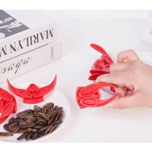 Kitchen Accessorys Melon Seeds Sheller Nut Cracker Kitchen Tools Multi-function Walnut Pine Plastic Sheller Opener