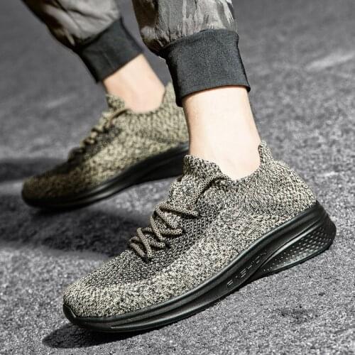 2021 Mens Sock Sneakers Slip-on Comfortable Breathable Walking Jogging Shoes for Men Light Men Shoes
