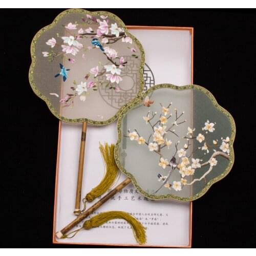 Custom Personalize Mulberry Silk Hand Fan Hand Fine Double Embroidery Chinese Gift Fan Home Decorative Bamboo Handle Fan Wedding