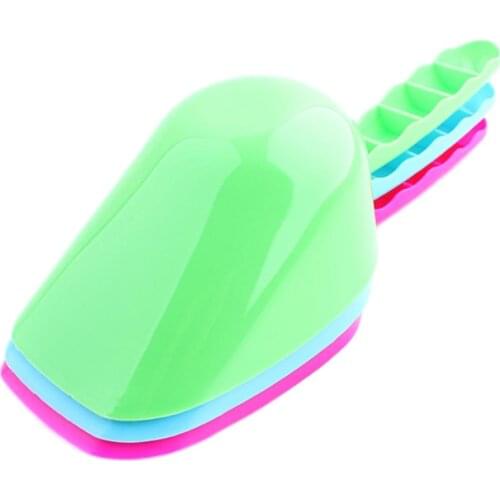 Color Random!! Pet Feeding Shovel Pet Food Spoon Pet Dog Puppy Cat Bird Ferret Rabbit Feeder Scoop Shovel Spade Dishes Tool 1pcs