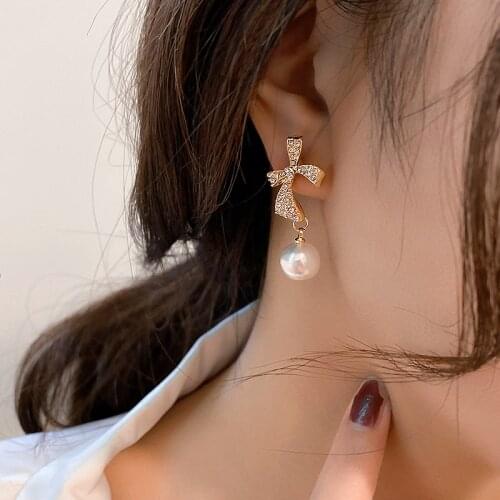 Korean Fashion Sweet Delicate Rhinestone Bowknot Earrings for Women Vintage Elegant Pearl Water Drop Earring Party Jewelry