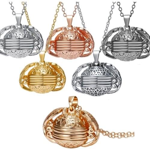 Vintage 8 Photo Double-layer Locket Magic Expanding Photos Frames Memorable Pendant Necklace Angel Wings Heart Pendant Necklace