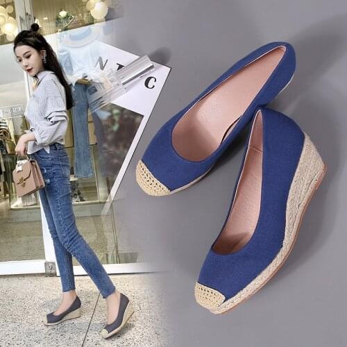 Espadrilles Womens Wedge Sandals 2021 Spring and Autumn New Style Flock Middle Thick-heeled Platform Shoes Womens Straw Woven